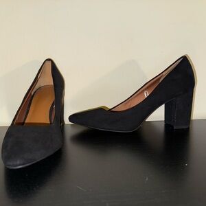 Elegant Black Suede Women's Pumps